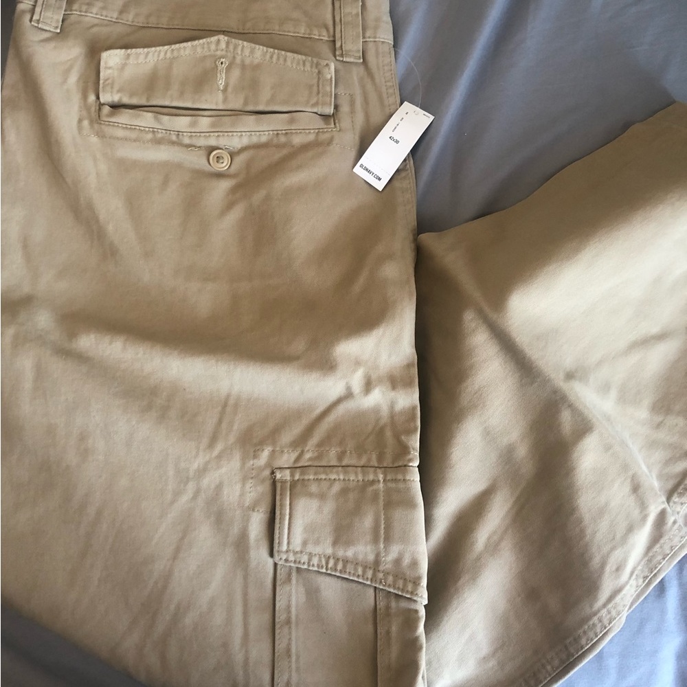 NWT Straight Cargo. 42x30